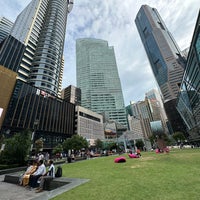 Photo taken at Raffles Place by Stephen M. on 11/4/2022