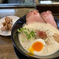 Photo taken at フカクサ製麺食堂 by チェンコ on 5/24/2022