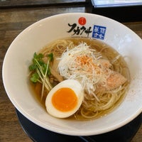 Photo taken at フカクサ製麺食堂 by チェンコ on 7/14/2022