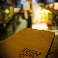 2/1/2016 tarihinde Peacock and Jones Restaurant and Wine Barziyaretçi tarafından Peacock and Jones Restaurant and Wine Bar'de çekilen fotoğraf