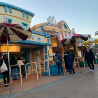 ヒューイ デューイ ルーイのグッドタイム カフェ Huey Dewey Louie S Good Time Cafe American Restaurant ヒューイ デューイ ルーイのグッドタイム カフェ Huey Dewey Louie S Good Time Cafe American Restaurant