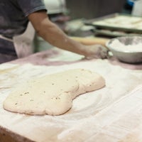 3/22/2017 tarihinde Il Forno Bakeryziyaretçi tarafından Il Forno Bakery'de çekilen fotoğraf