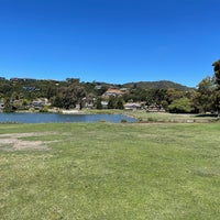Foto tirada no(a) Peacock Gap Golf Club por Daniel B. em 8/3/2021
