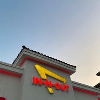 Photo taken at In-N-Out Burger by Abdullah on 8/23/2023