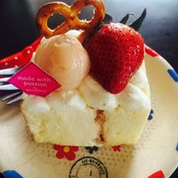 3/20/2016 tarihinde 🍀Jessie Agnes Ng🌟 黄.ziyaretçi tarafından Passion Food Cafe &amp;amp; Bakery'de çekilen fotoğraf