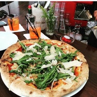 Photo taken at Pizzeria Flora by Chen Y. on 10/22/2018