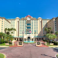 Photo taken at The Florida Hotel &amp;amp; Conference Center by The Florida Hotel &amp;amp; Conference Center on 12/21/2015