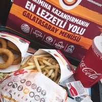 Photo taken at Burger King by Ayşegül A. on 2/27/2020
