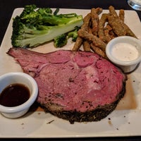 Photo taken at Hungry Hunter Steakhouse by Sean W. on 1/28/2018