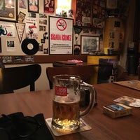 12/30/2018 tarihinde Namfon R.ziyaretçi tarafından Bar-ish Pub'de çekilen fotoğraf