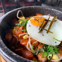 Photo taken at BiCol | 빛골 Restaurante Coreano by Thati O. on 1/17/2022