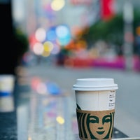 Photo taken at Starbucks by •• م ـشعل •• on 9/17/2023