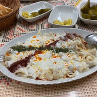 Photo taken at Öz Kafeterya Kayseri Mantıcısı by Sima on 10/23/2020
