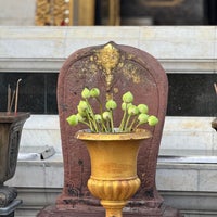 Photo taken at Wat Bowon Niwet by Jakrapan U. on 11/18/2023