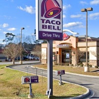 Photo taken at Taco Bell by Jack K. on 2/15/2020