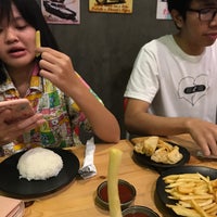 Photo taken at Washi Korean Chicken and Restaurant by Som-o S. on 9/24/2017