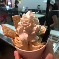 Photo taken at Minus10 Ice Cream by Sarit on 7/9/2018