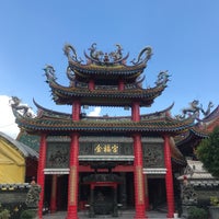 Photo taken at Jin Fu Gong Temple (金福宫) by Sea A. on 1/7/2019