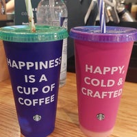 Photo taken at Starbucks by Zyanya A. on 6/9/2022