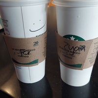 Photo taken at Starbucks by Zyanya A. on 9/29/2022