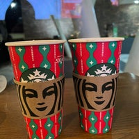 Photo taken at Starbucks by Zyanya A. on 11/9/2022