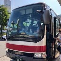 Photo taken at Tomakomaiekimae Bus Stop by はま㌠ on 9/9/2020