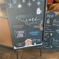 Foto scattata a Cedar Grove Coffee House da Dylan H. il 12/14/2023
