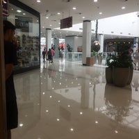 Photo taken at Shopping Metrô Itaquera by Ricardo P. on 12/28/2017