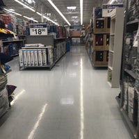 Photo taken at Walmart Supercenter by Ale R. on 10/2/2017