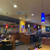 Photo taken at Applebee&#39;s Grill + Bar by Lotte🌙 on 4/16/2019