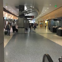 4/8/2018にPrad M.がシアトル・タコマ国際空港 (SEA)で撮った写真
