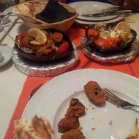 Снимок сделан в Swagat II Indian Restaurant пользователем Shatha M. 9/21/2012