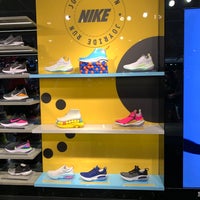 nike kicks lounge harbour city