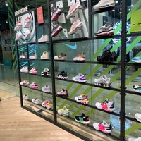 kicks lounge hk