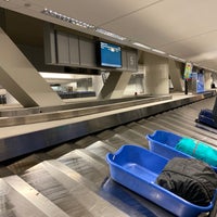 Photo taken at Baggage Claim 1-6 by Hin T. on 11/9/2019