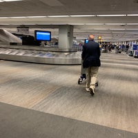 Photo taken at Baggage Claim 4-5-6 by Hin T. on 8/9/2019