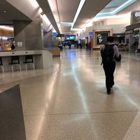 Photo taken at United Airlines Check-in by Hin T. on 5/26/2018