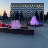 Photo taken at Фонтан на «площадь Пушкина» by Valeriya on 6/22/2021
