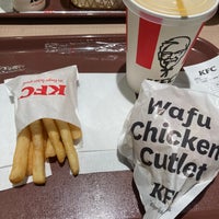 Photo taken at KFC by 部長 on 4/24/2022