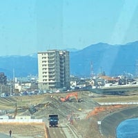 Photo taken at 京王相模原線 多摩川橋梁 by sorakunaoaka on 2/16/2023