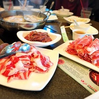 Photo taken at Little Sheep Mongolian Hot Pot by Teatimed on 4/22/2017
