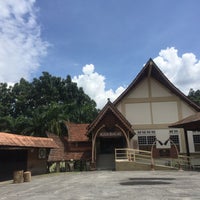 Photo taken at Orang Asli Museum by Jas on 10/12/2017