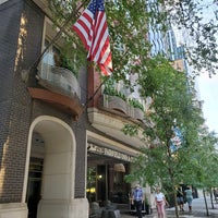 Foto tirada no(a) Fairfield Inn &amp;amp; Suites Chicago Downtown/Magnificent Mile por 🍰Julia K. em 7/25/2020