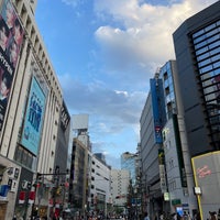 Photo taken at Jin-nan 1-chome Intersection by Chii Y. on 5/3/2021