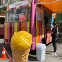 Das Foto wurde bei Fresco ice-cream van von Полина О. am 6/4/2022 aufgenommen