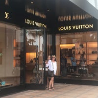 Louis Vuitton - 4 tips from 266 visitors