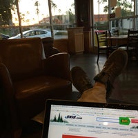 Photo taken at The Coffee Bean &amp;amp; Tea Leaf by Patches F. on 1/1/2017