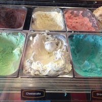 Photo taken at Cold Stone Creamery by Howi S. on 6/5/2013