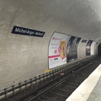 Photo taken at Métro Michel-Ange – Auteuil [9,10] by Viktoryia H. on 7/11/2016