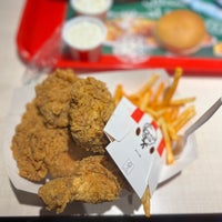 Photo taken at KFC by 𝔸𝕃𝔼𝕍 . on 1/26/2024